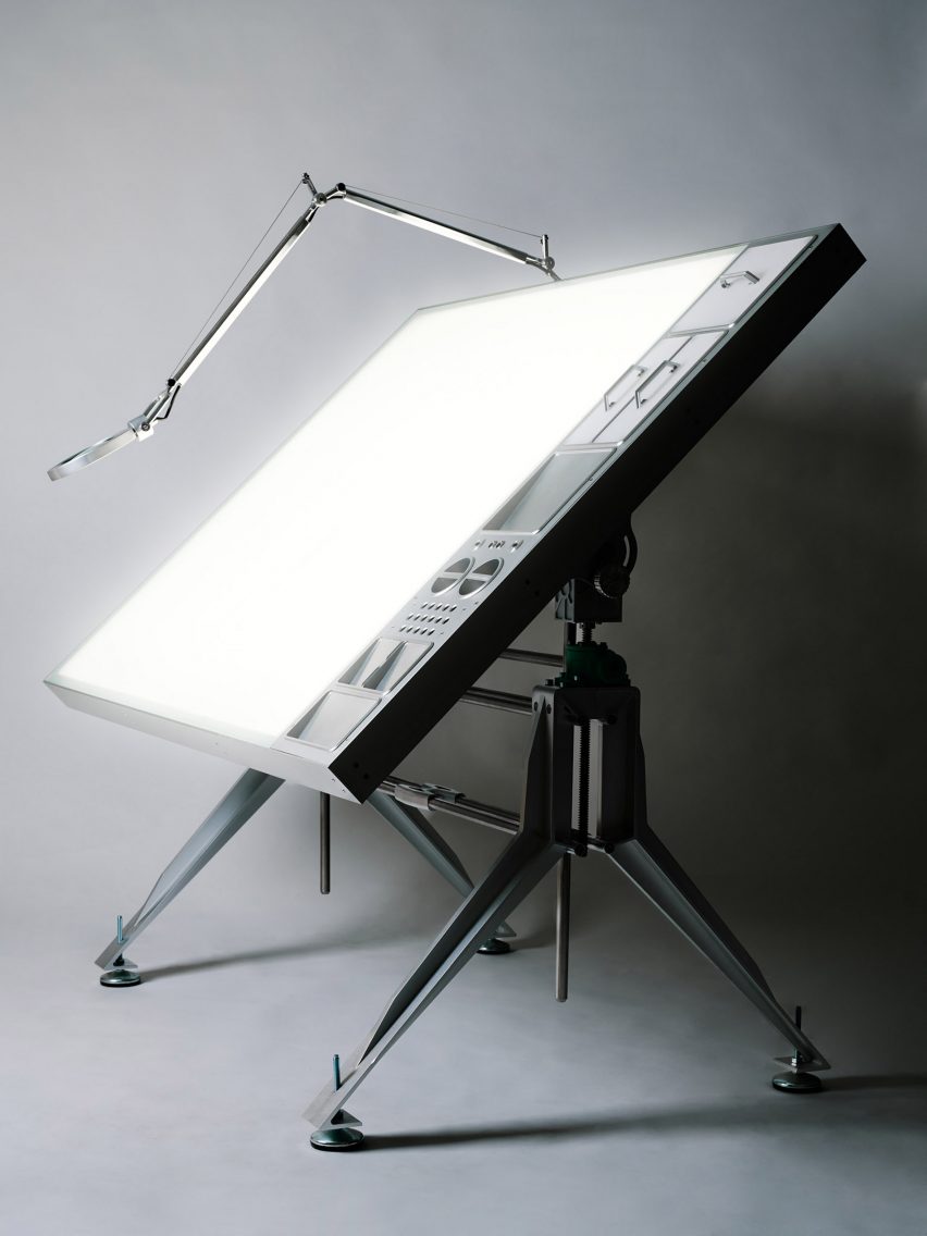 Backlit drafting table 