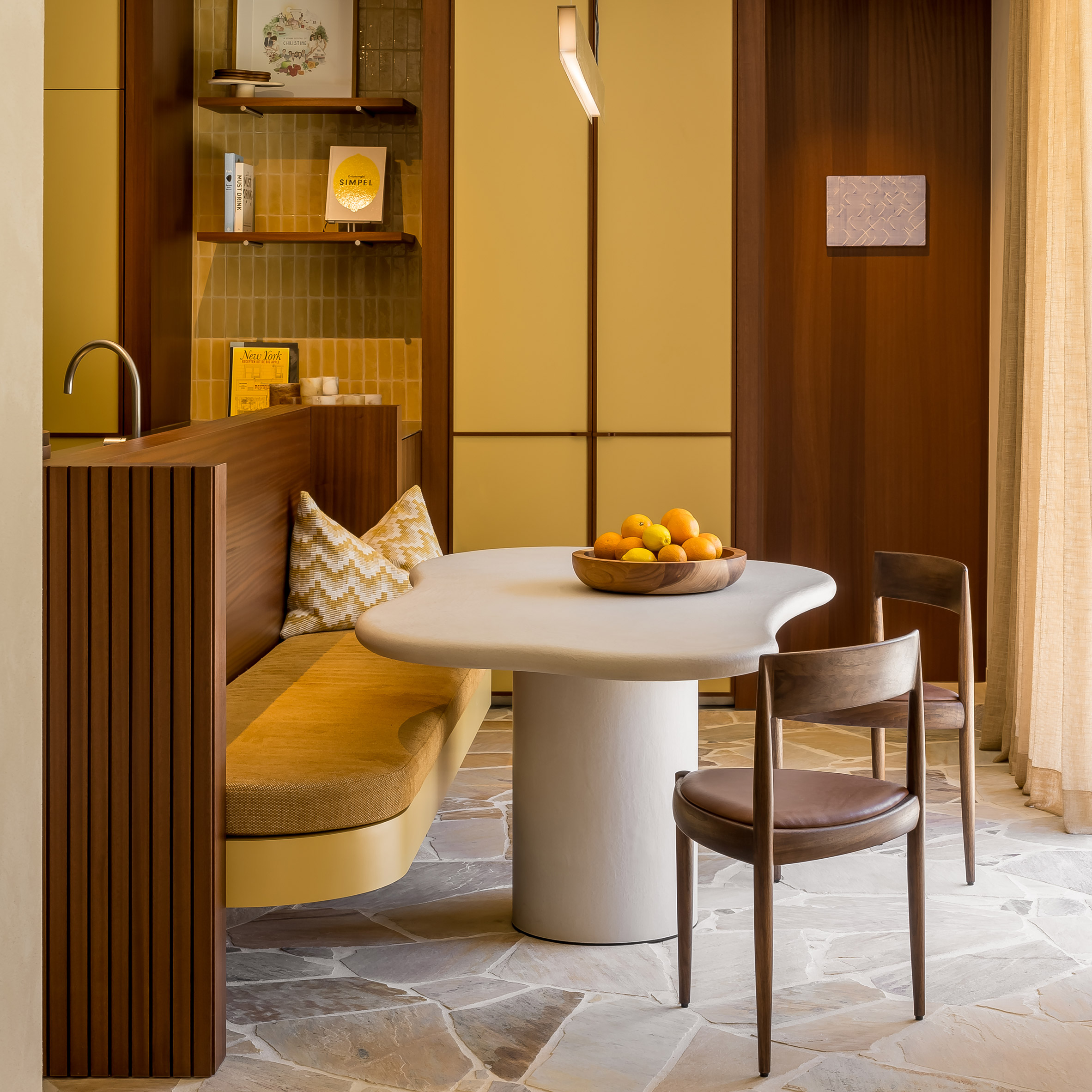 Shinnoki Terra Sapele panels by Decospan