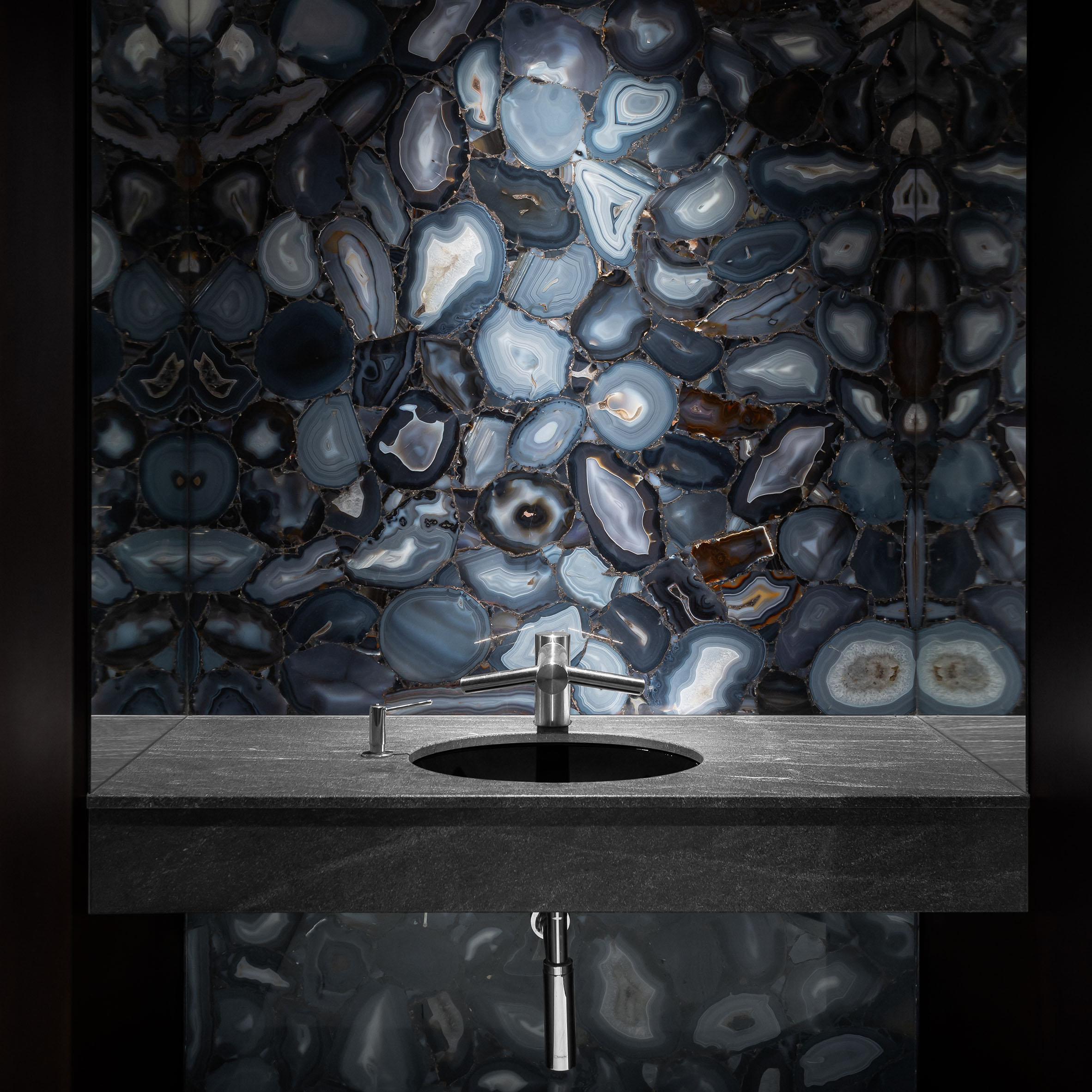 Precioustone collection by Antolini