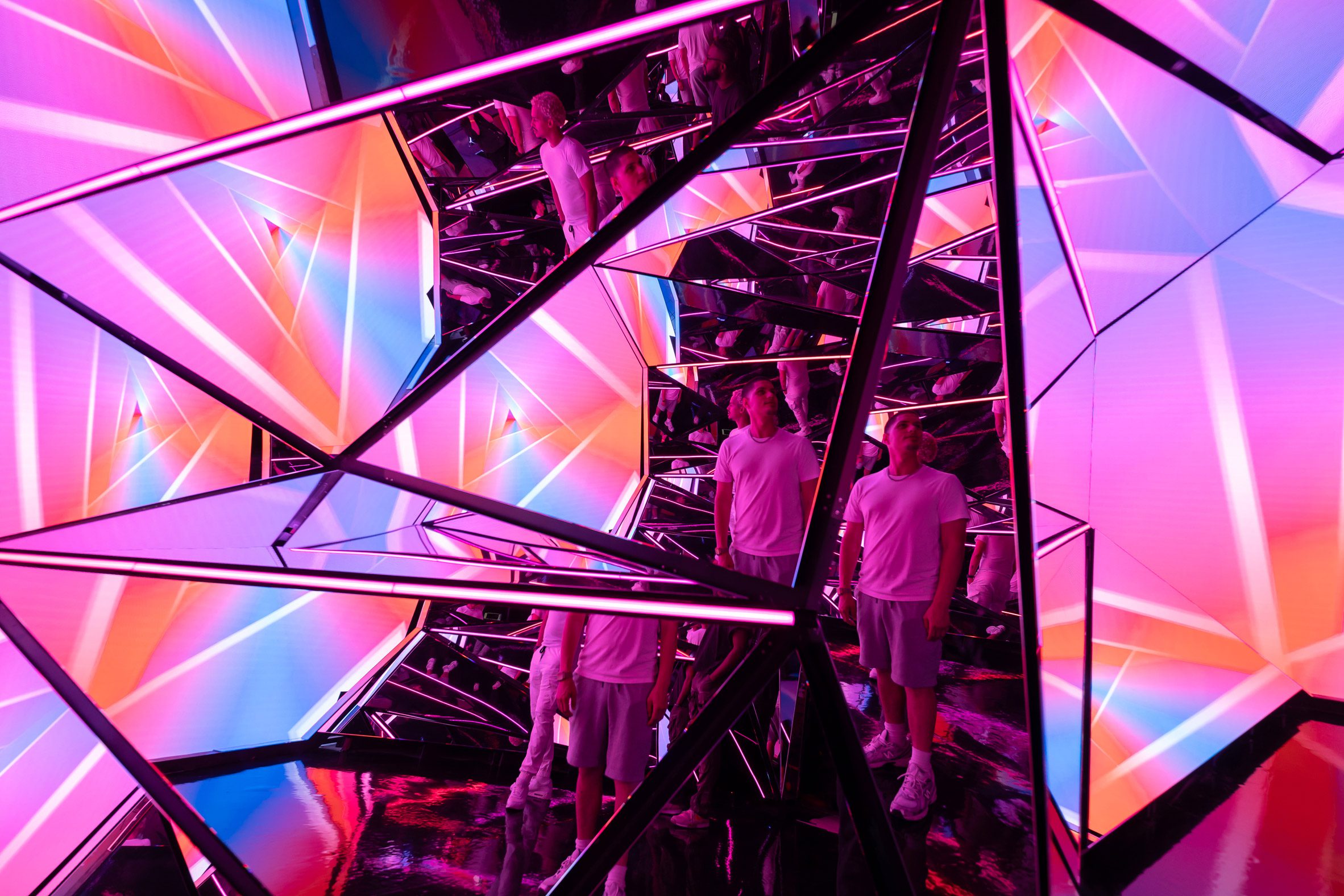 Gigantic kaleidoscope
