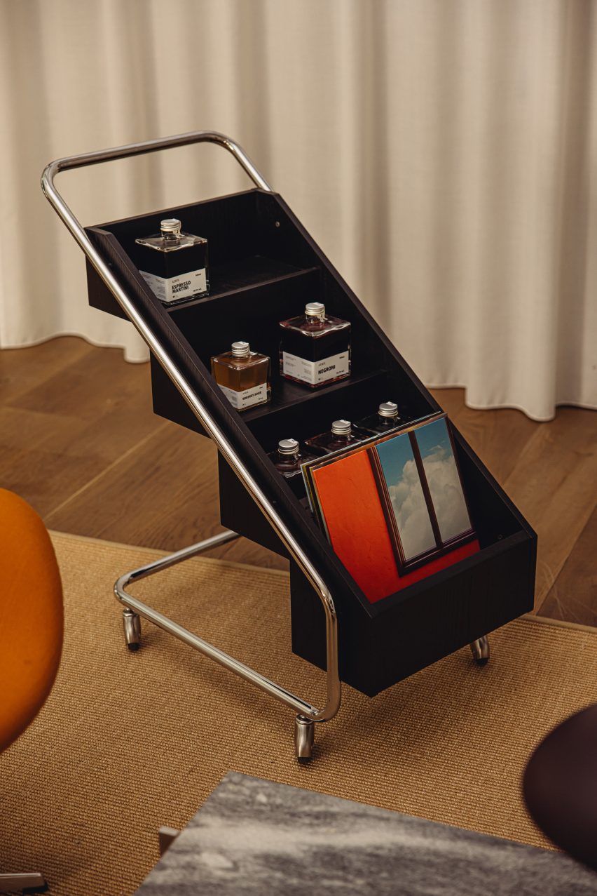 Fritz Hansen cart