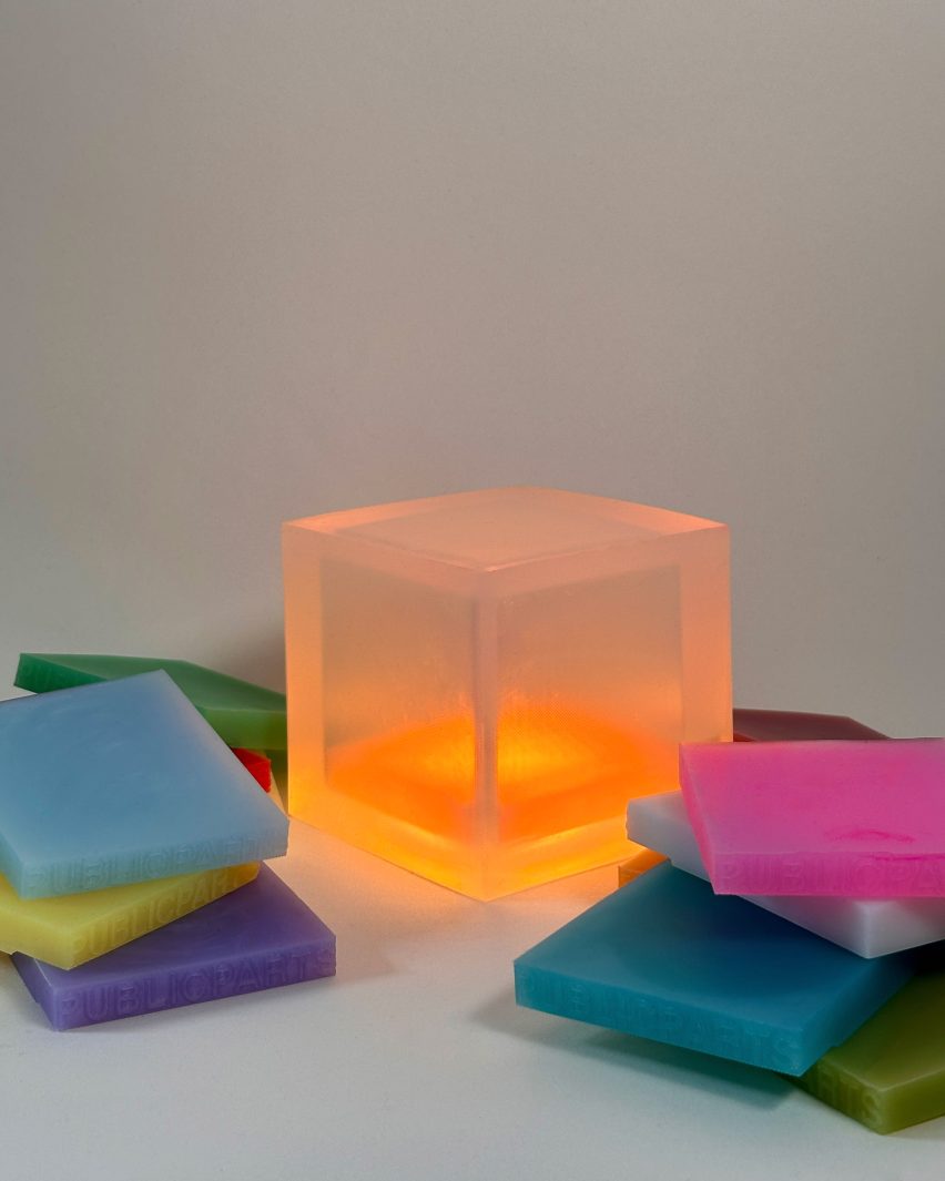 Cube-shaped lamp made from silicone
